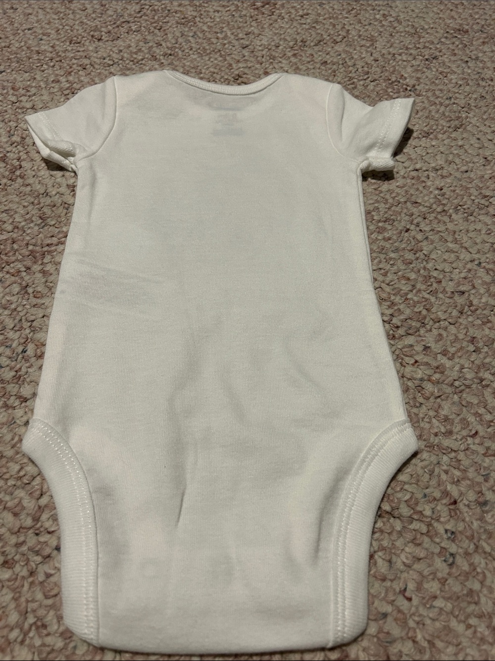 Carter's onsie - Picture 4 of 4